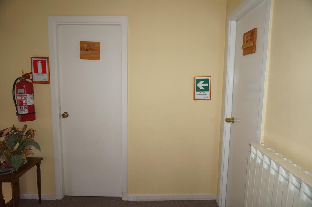 Hostal Ovejero Пунта-Аренас Экстерьер фото