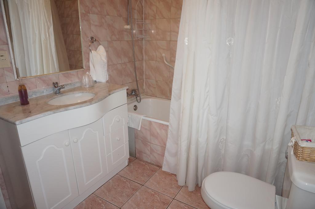Hostal Ovejero Пунта-Аренас Экстерьер фото